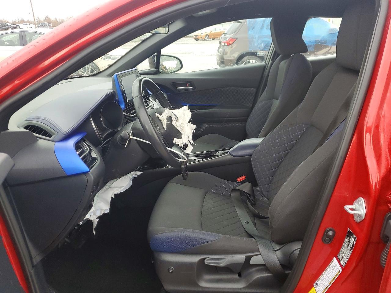 2021 Toyota C-Hr Xle - zdjęcie 7