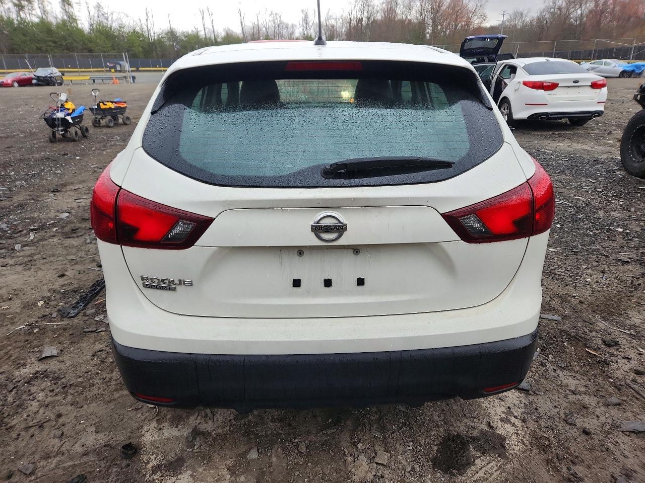 2019 Nissan Rogue Sport S - zdjęcie 6