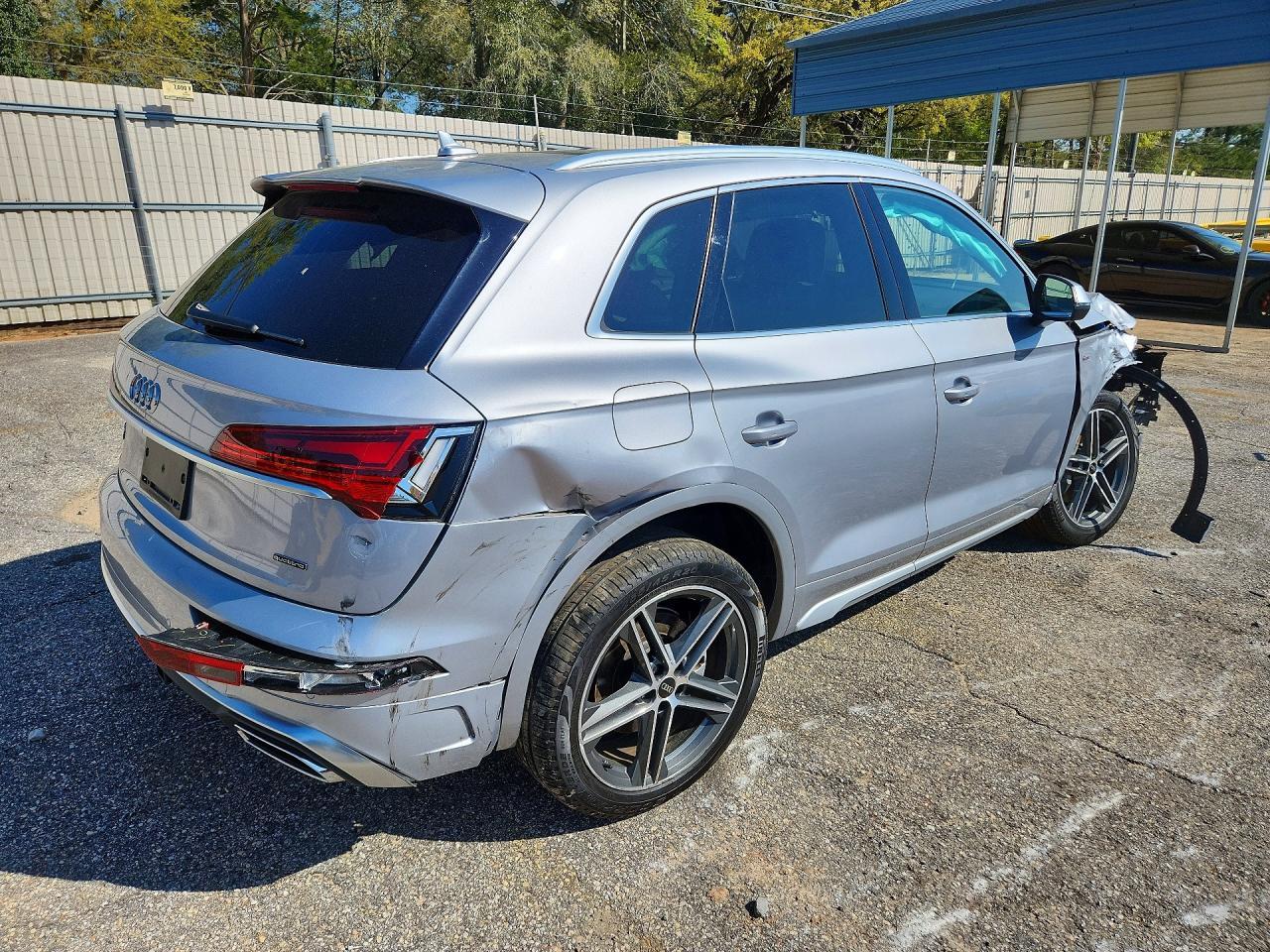 2024 Audi Q5 E Premium Plus 55 - zdjęcie 3