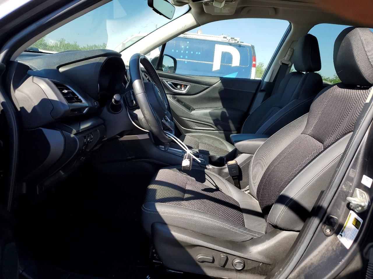 2026 Subaru Forester Premium - zdjęcie 7