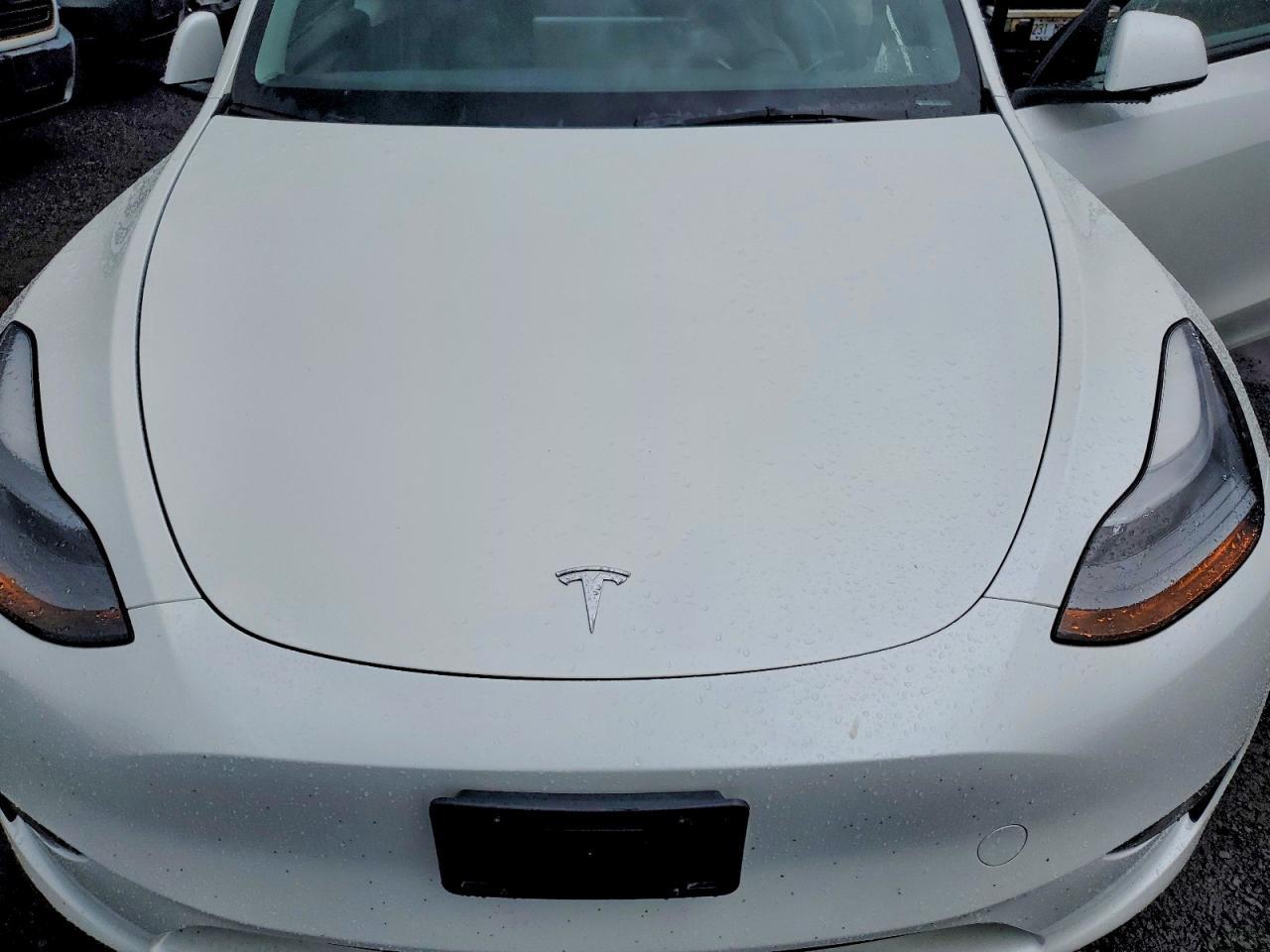 2023 Tesla Model Y - zdjęcie 11