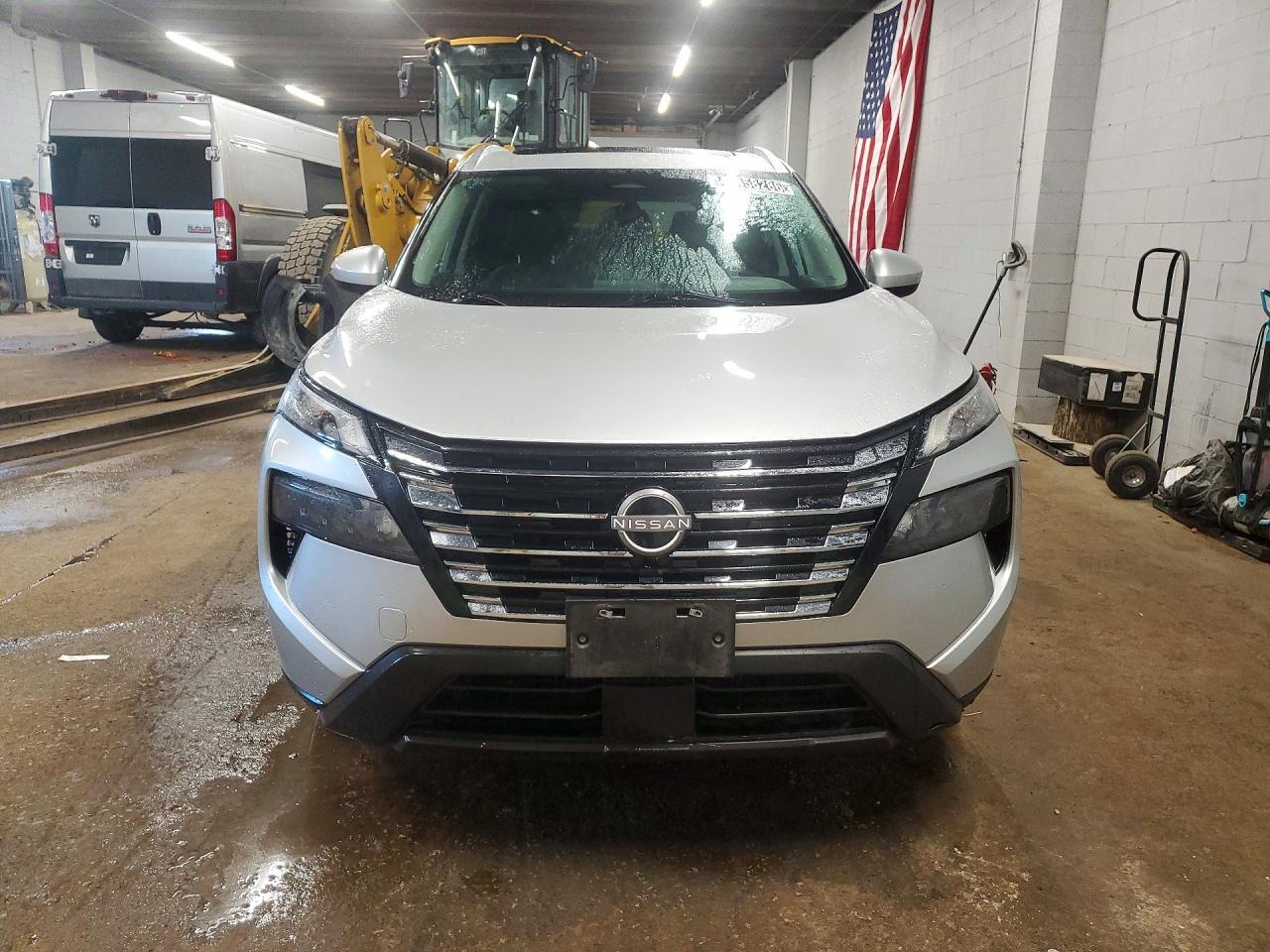 2024 Nissan Rogue Sv - zdjęcie 5