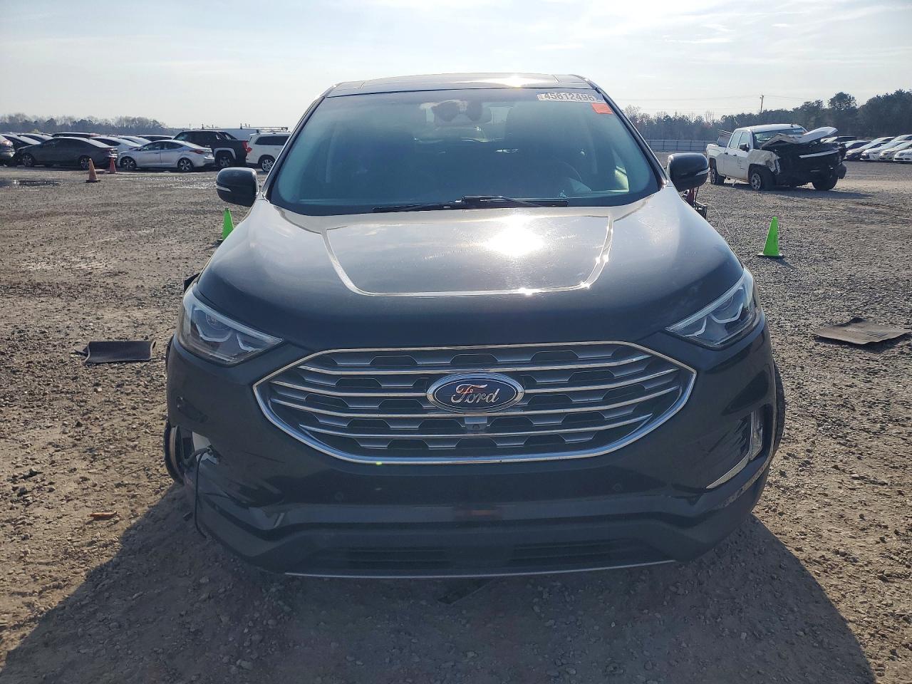 2020 Ford Edge Titanium - zdjęcie 5