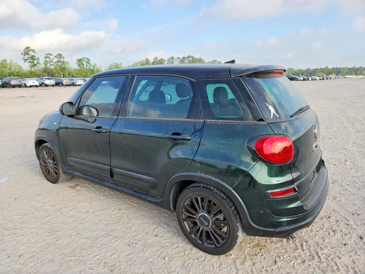 2019 Fiat 500L Trekking - zdjęcie 2