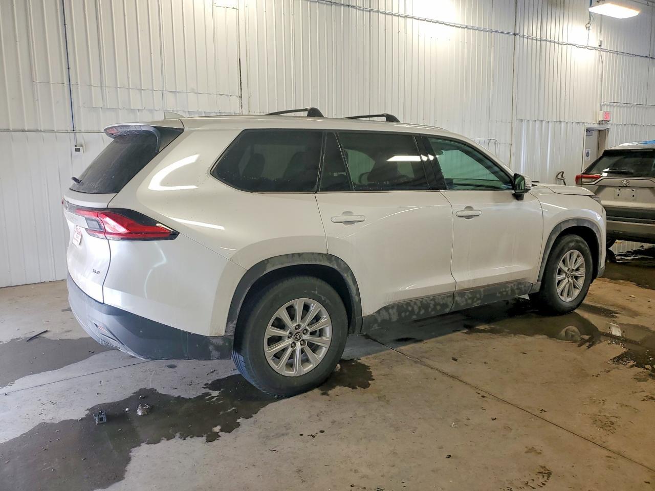 2024 Toyota Grand Highlander Hybrid Xle - zdjęcie 3