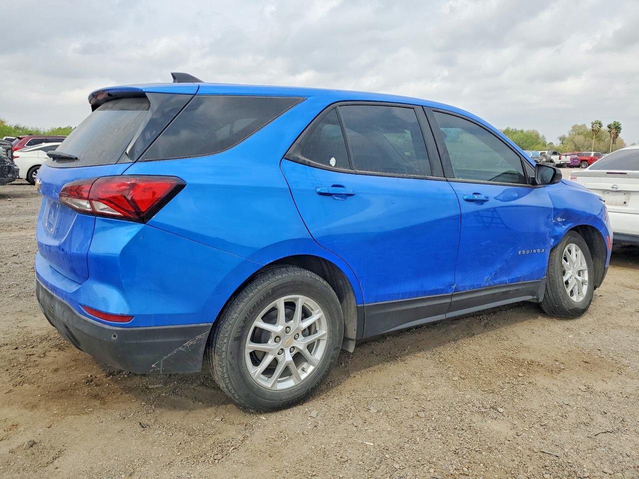 2024 Chevrolet Equinox Ls - zdjęcie 3