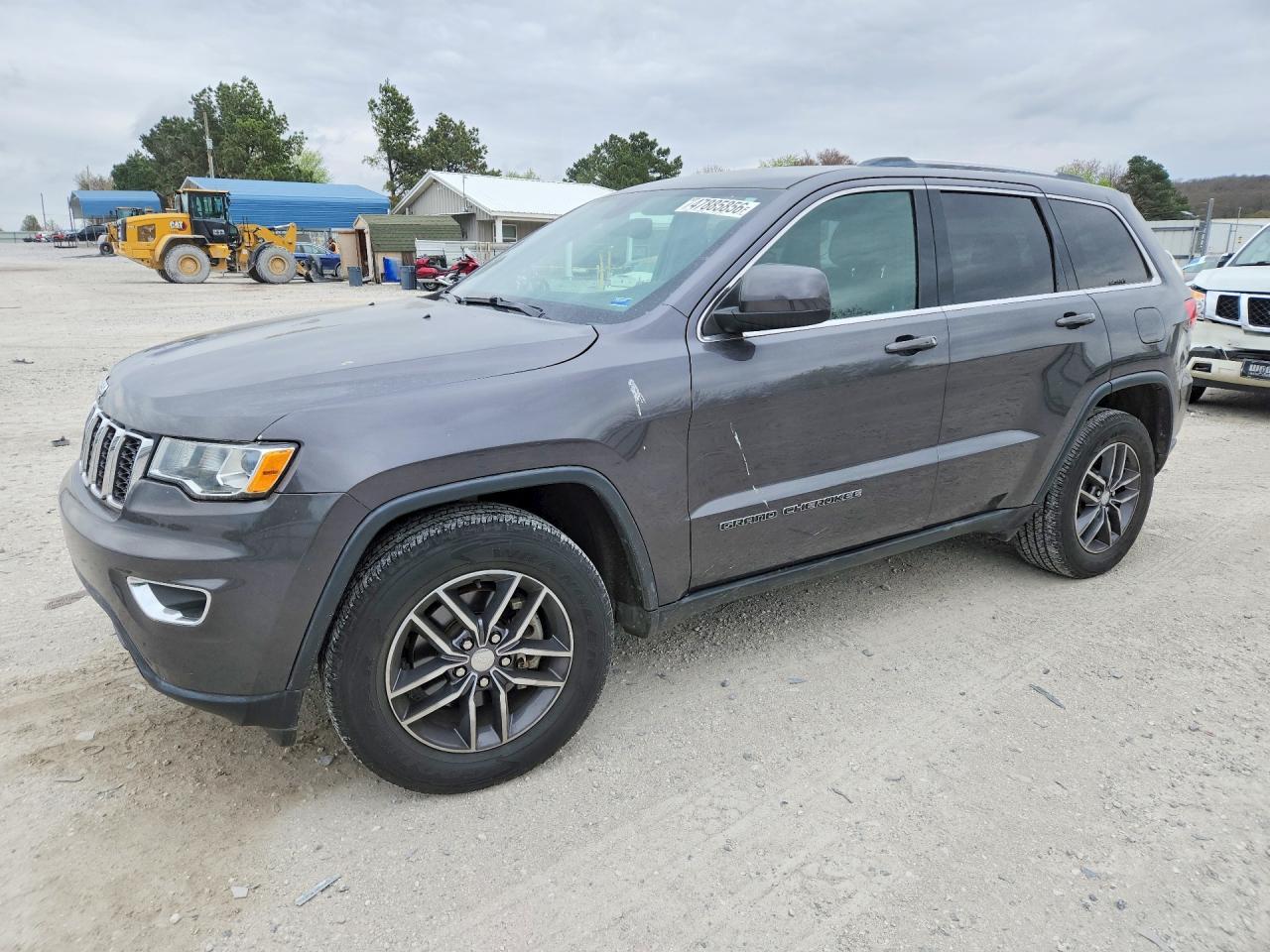 2018 Jeep Grand Cherokee Laredo - zdjęcie główne
