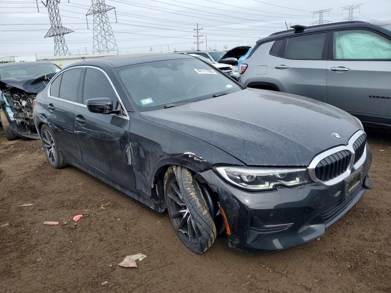 2019 BMW 330Xi - zdjęcie 4