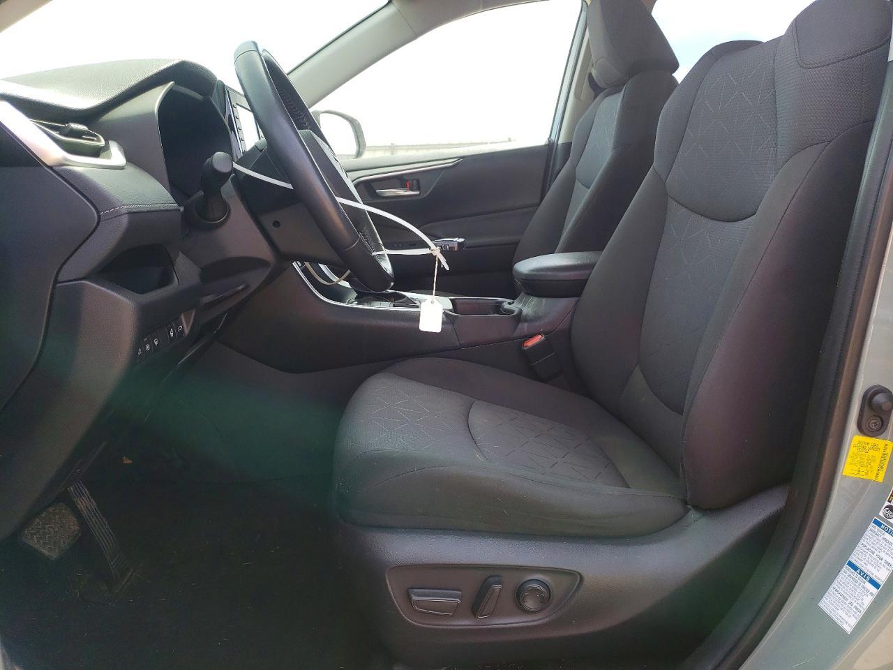 2021 Toyota Rav4 Xle - zdjęcie 7