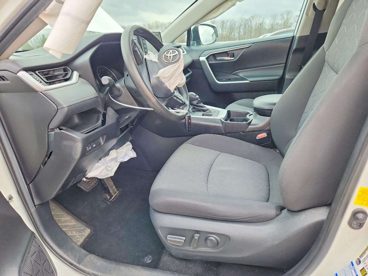 2021 Toyota Rav4 Xle - zdjęcie 7