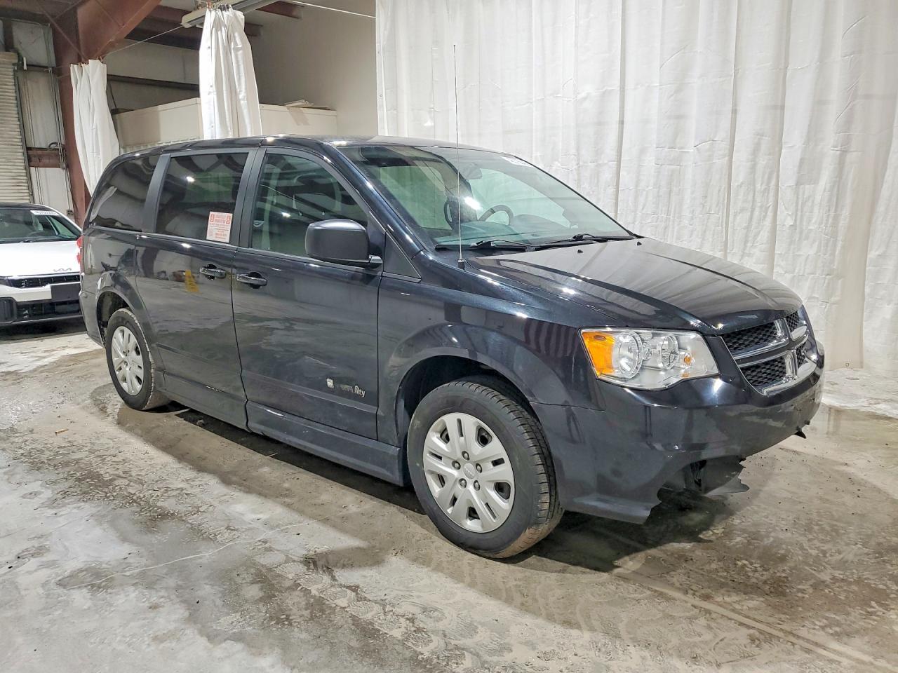 2018 Dodge Grand Caravan Se - zdjęcie 4