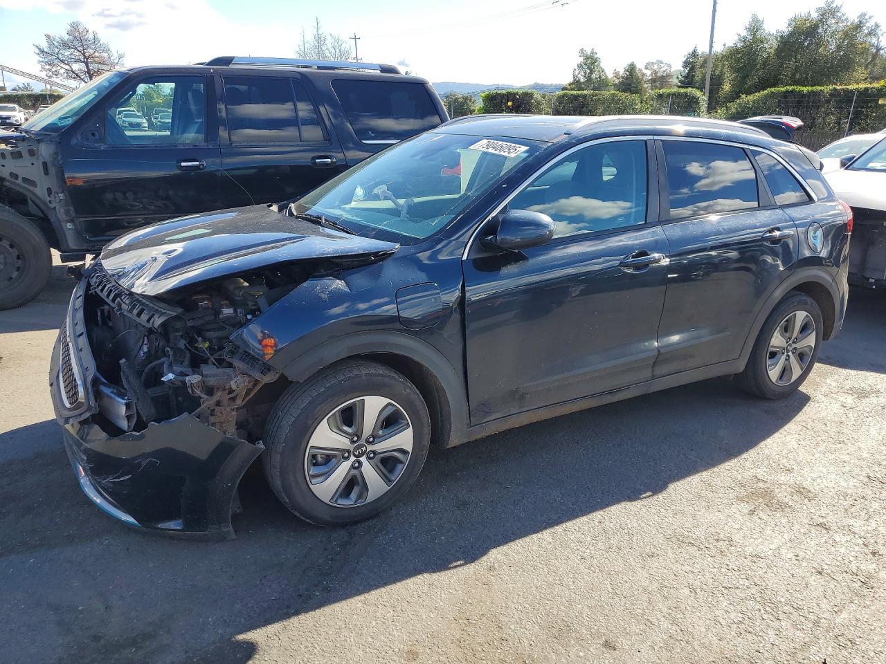 2019 Kia Niro Plug-In Hybrid Lx - zdjęcie główne