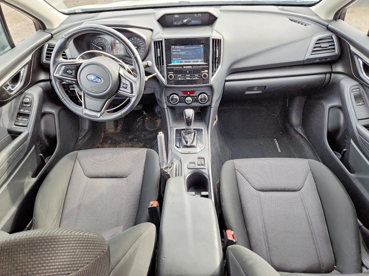 2017 Subaru Impreza Premium Plus - zdjęcie 8