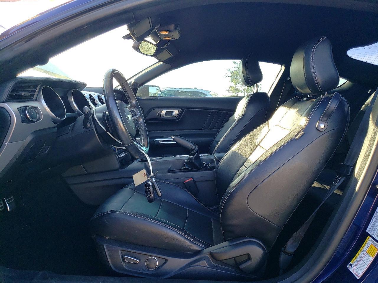 2019 Ford Mustang - zdjęcie 7