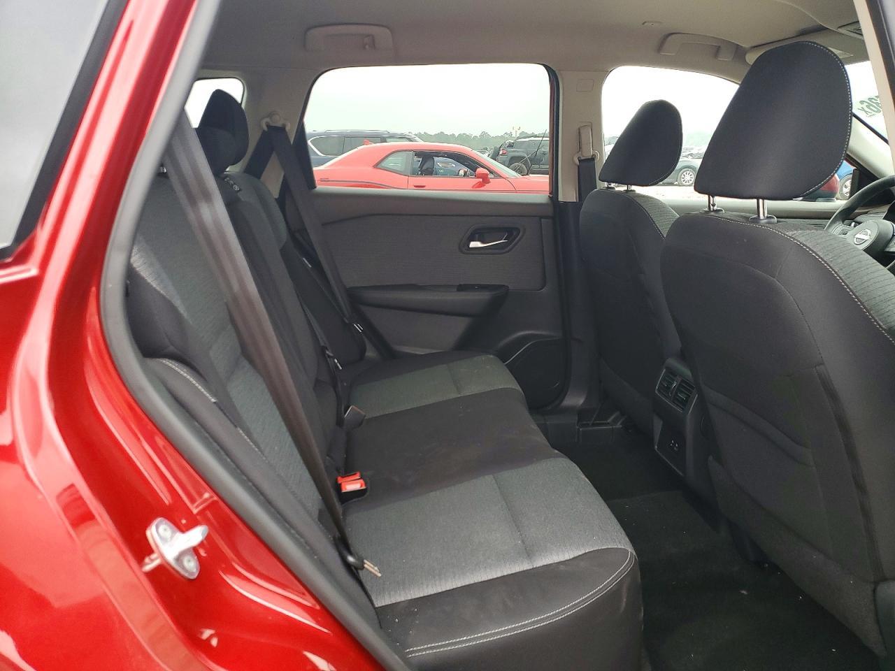 2023 Nissan Rogue Sv - zdjęcie 11