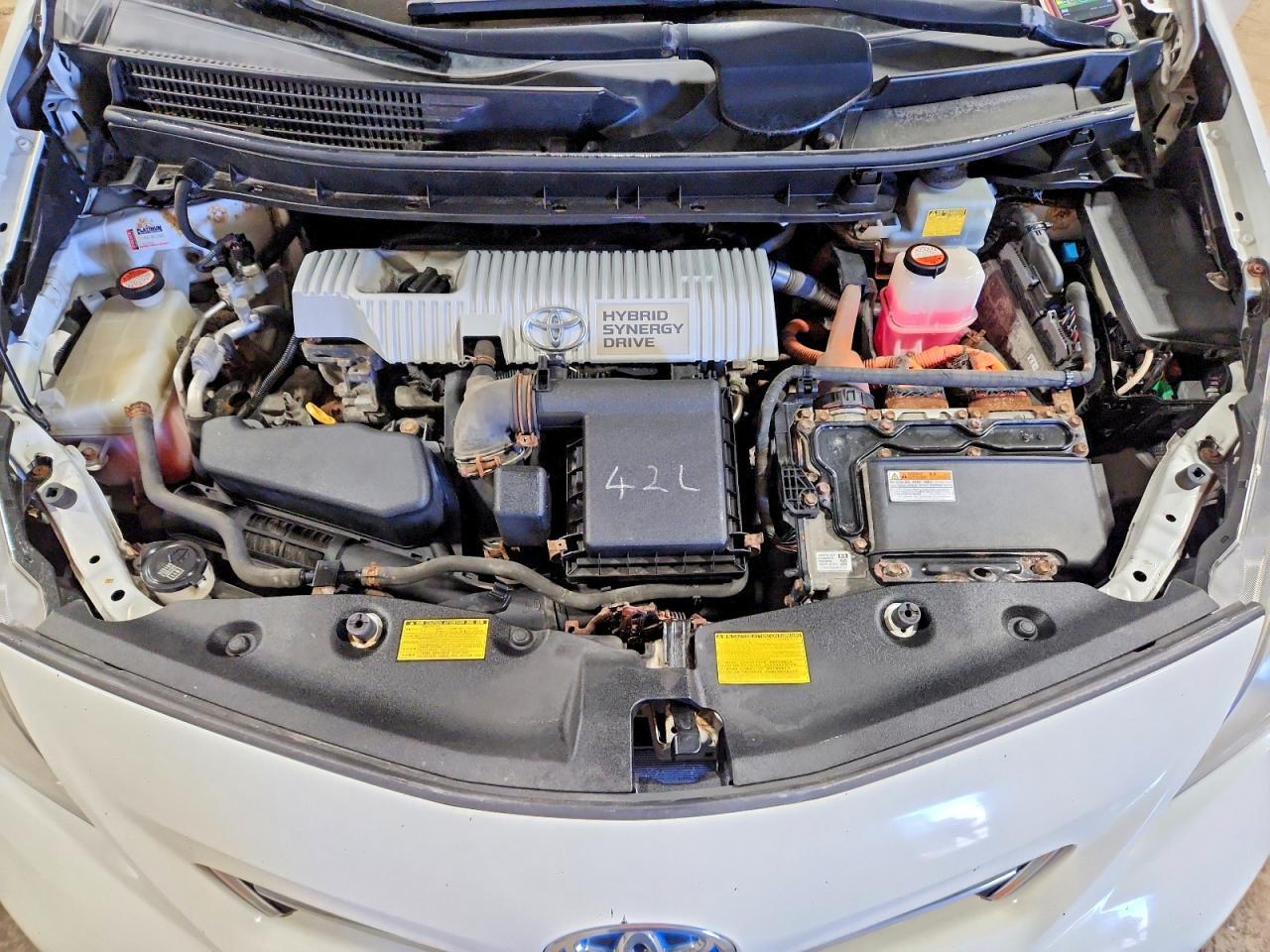 2014 Toyota Prius V - zdjęcie 11