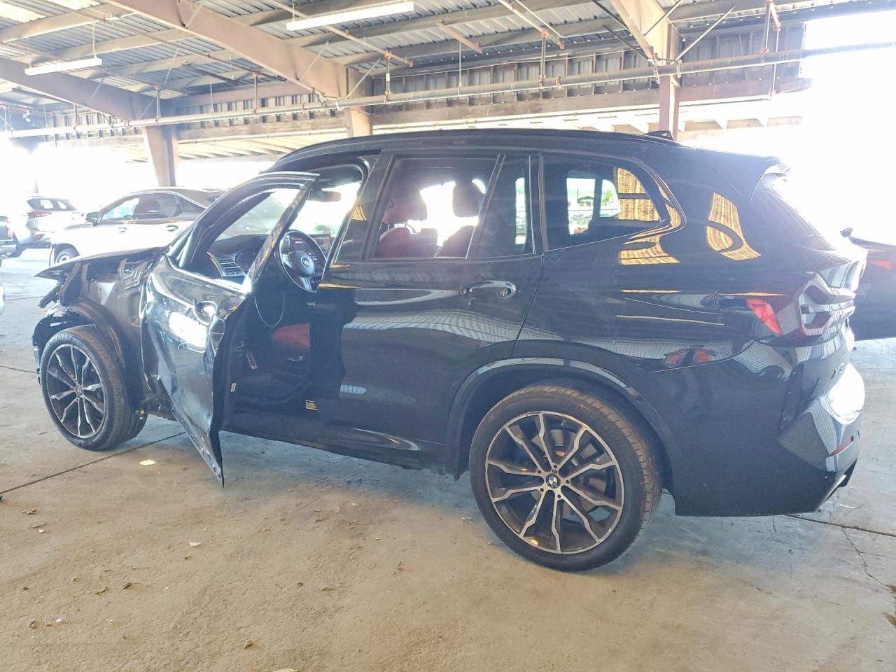 2022 BMW X3 xDrive30I - zdjęcie 2