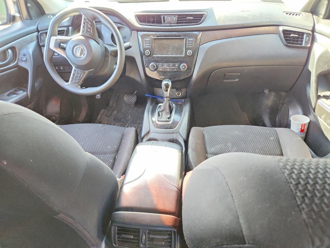 2020 Nissan Rogue Sport S - zdjęcie 8