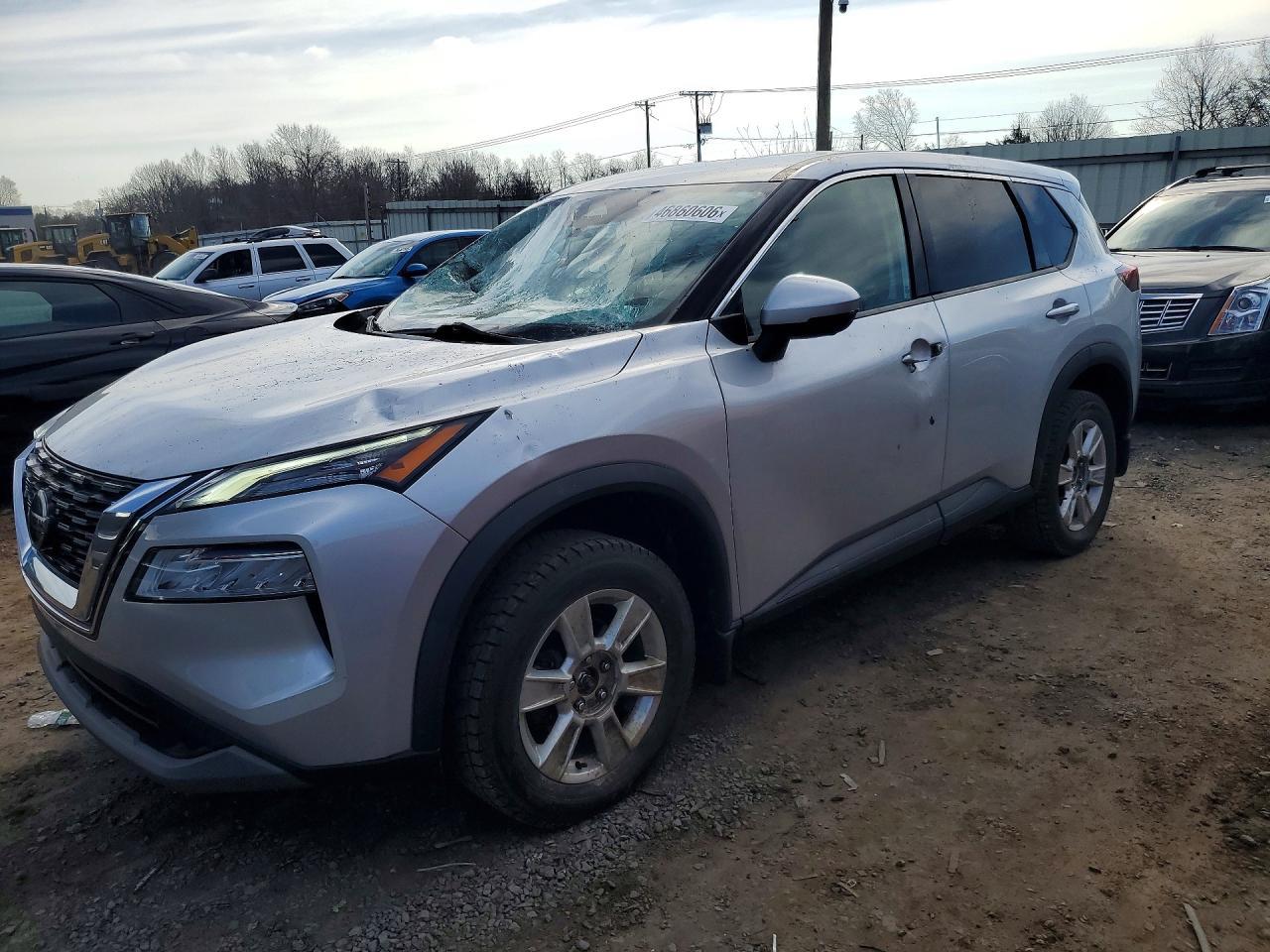 2021 Nissan Rogue Sv - zdjęcie główne