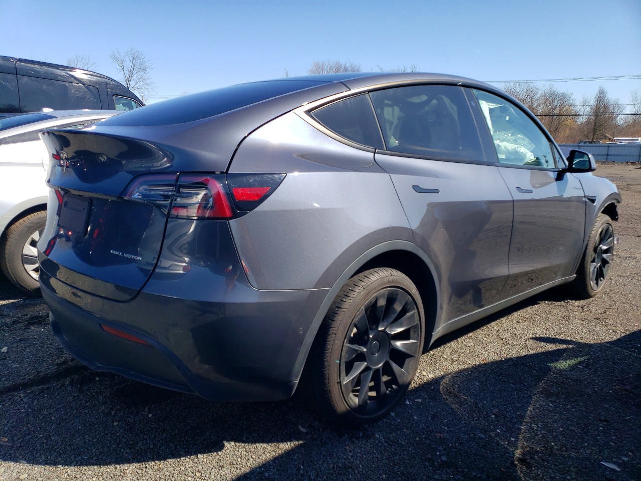 2020 Tesla Model Y - zdjęcie 3