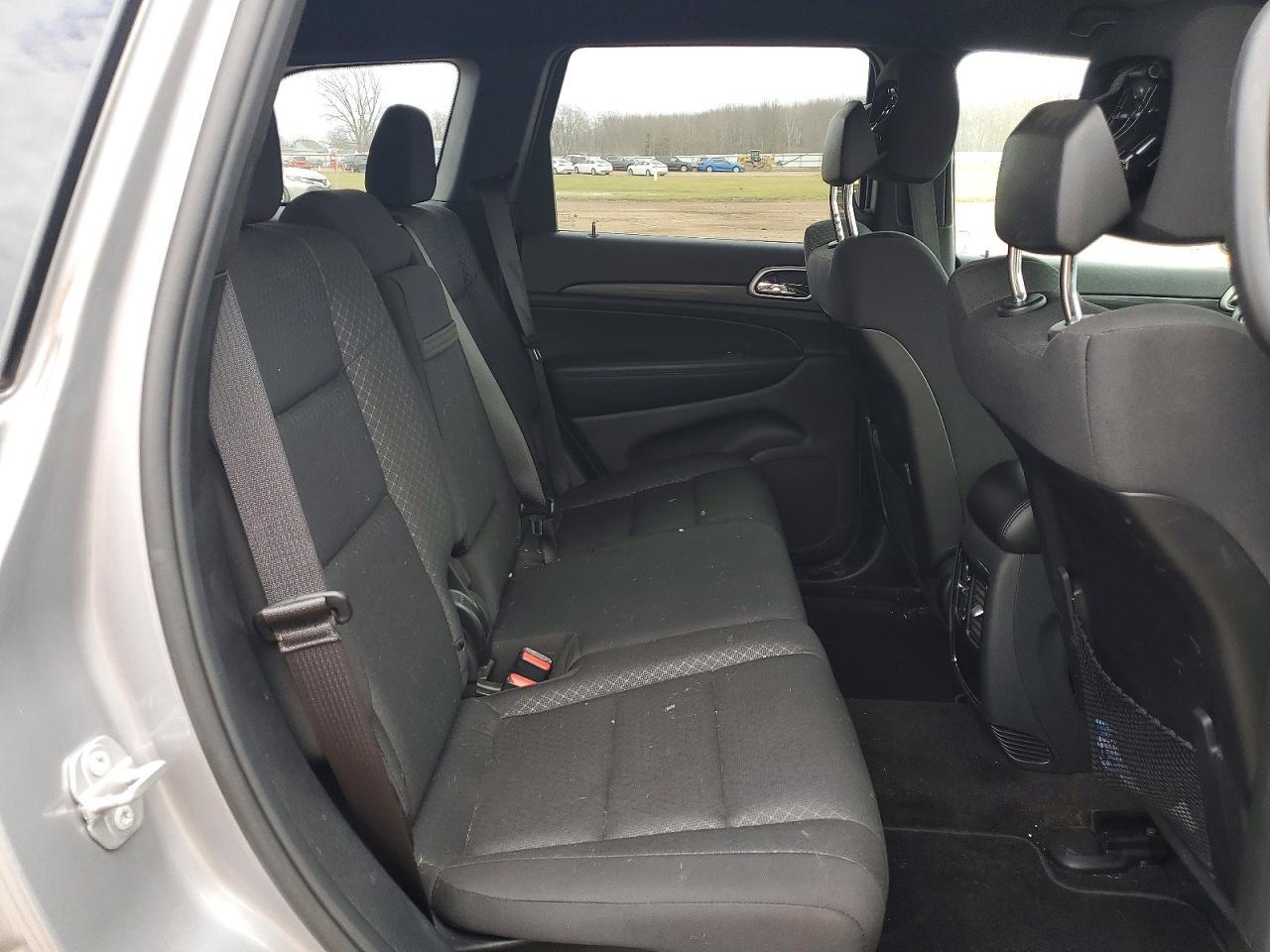 2019 Jeep Grand Cherokee Laredo - zdjęcie 11