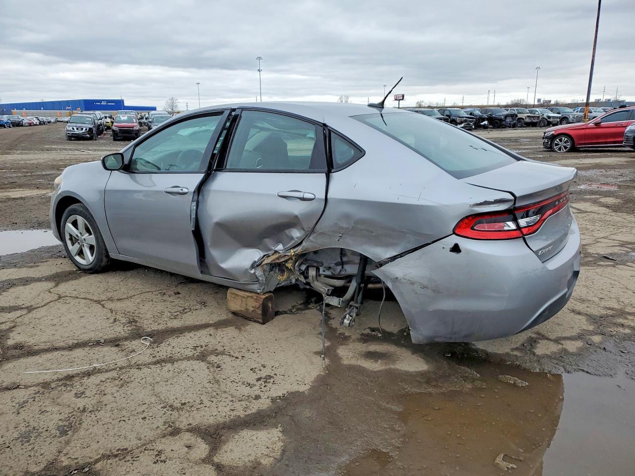 2016 Dodge Dart Sxt - zdjęcie 2