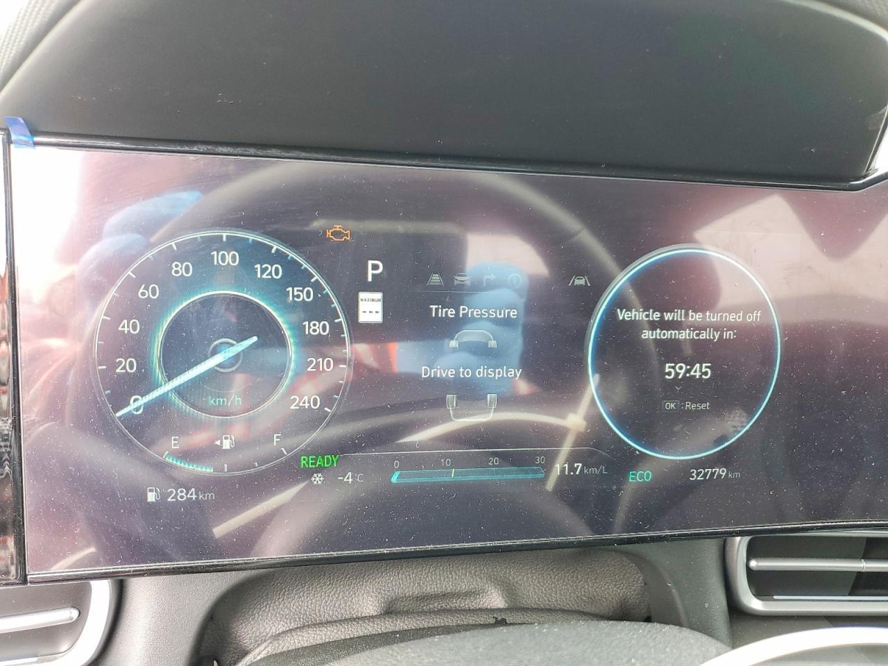 2025 Hyundai Elantra Hybrid Limited - zdjęcie 9