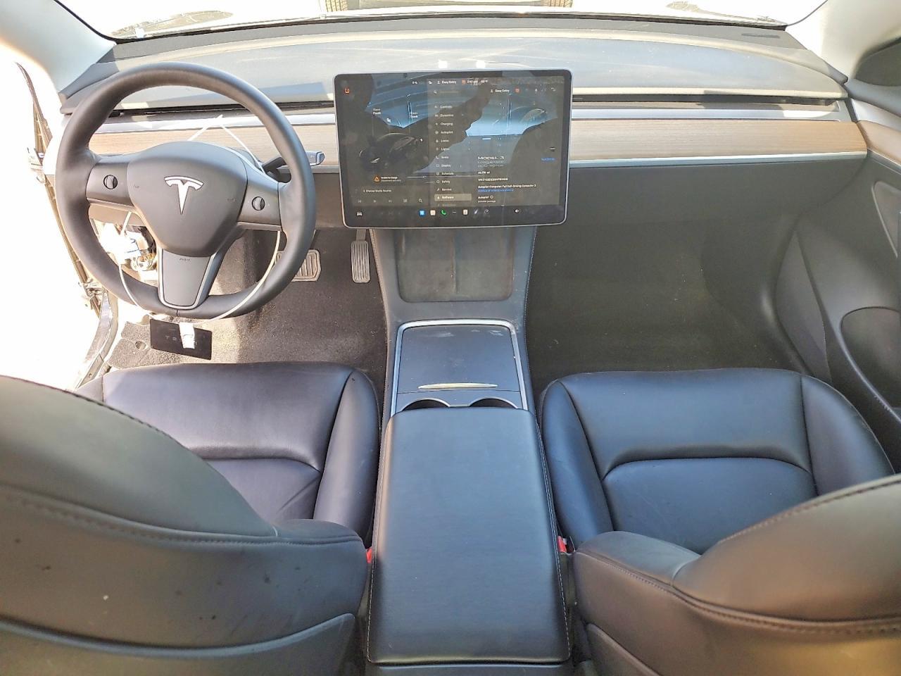 2022 Tesla Model 3 - zdjęcie 8