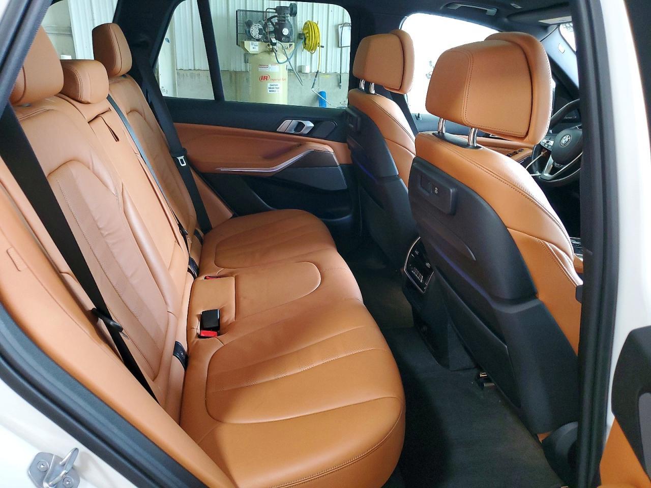 2019 BMW X5 xDrive40I - zdjęcie 11