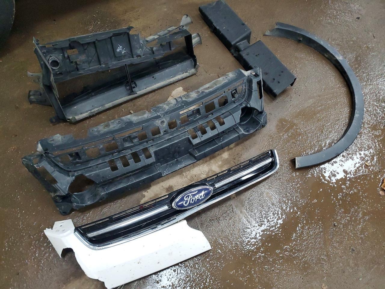 2016 Ford Escape Titanium - zdjęcie 13
