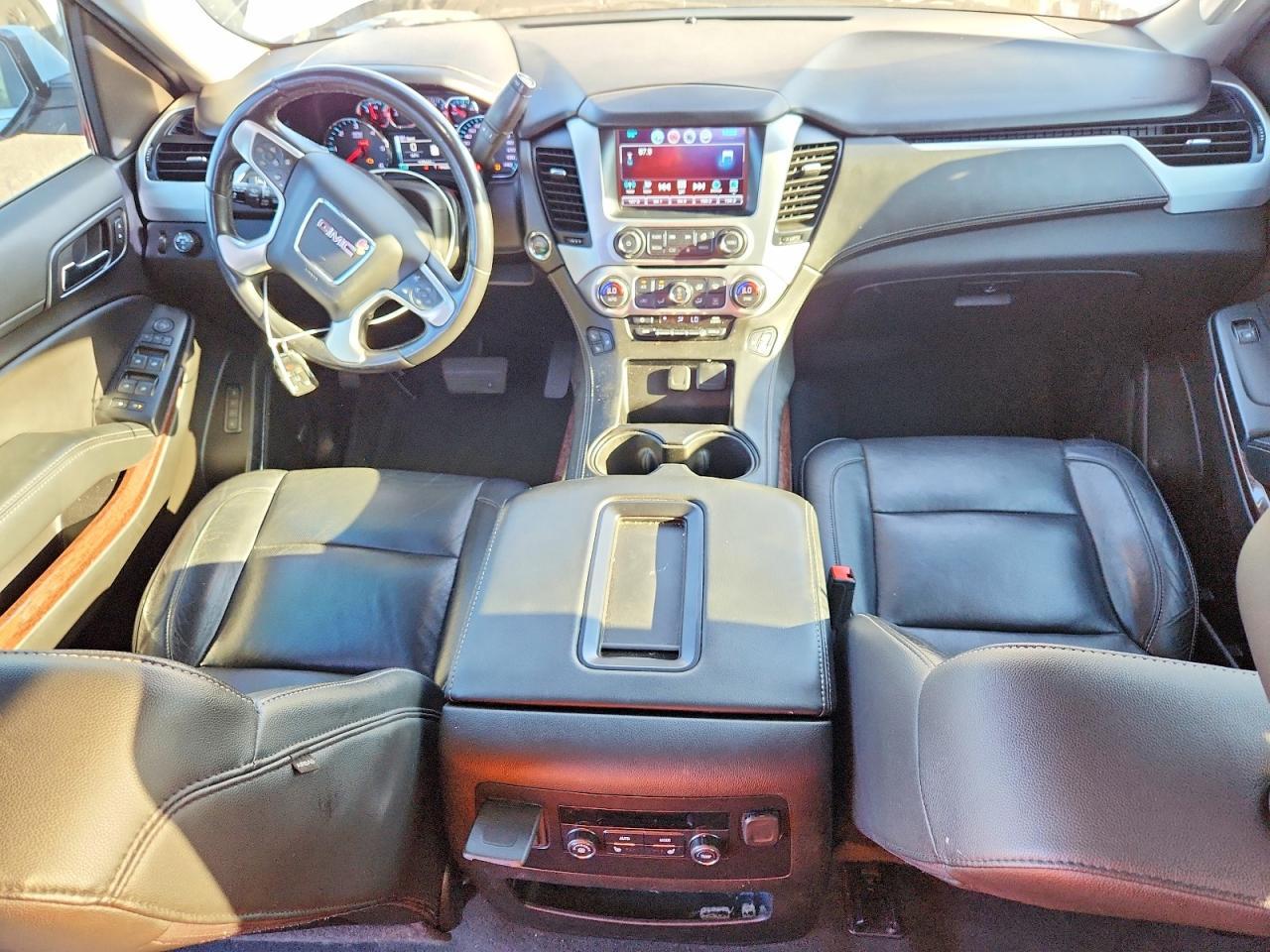 2019 GMC Yukon Xl K1500 Slt - zdjęcie 8