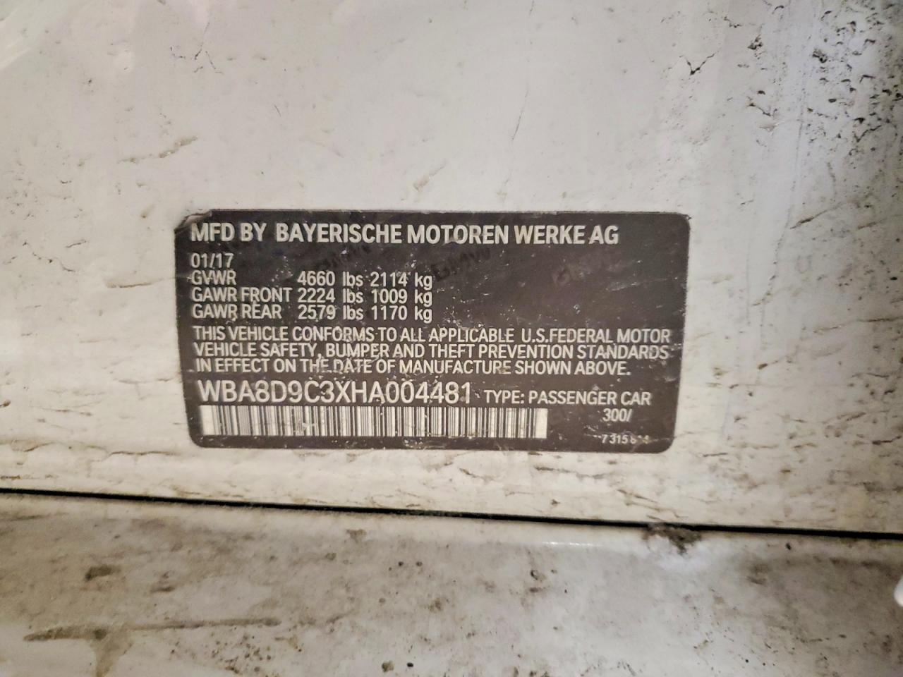 2017 BMW 330 Xi - zdjęcie 12