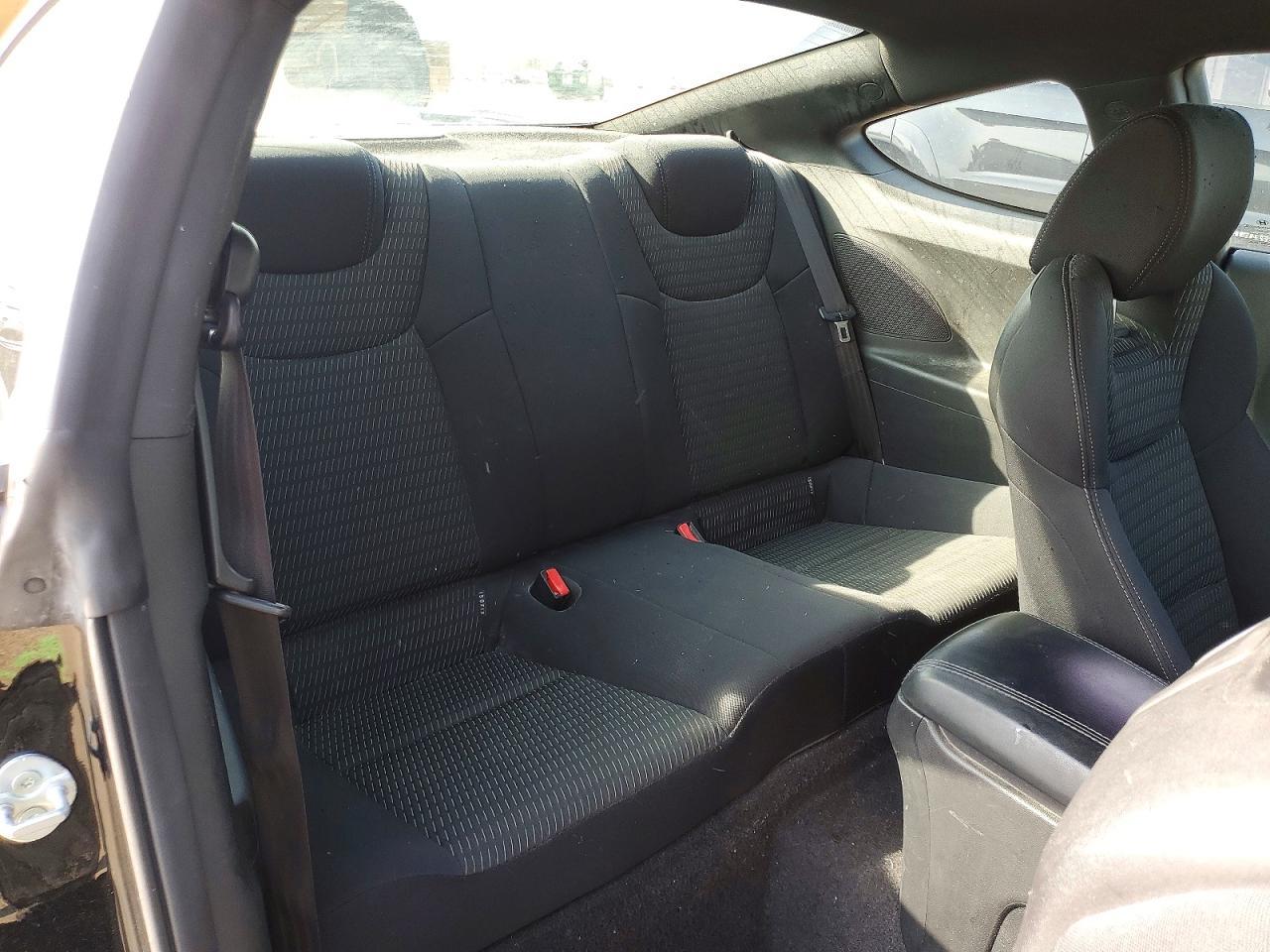 2013 Hyundai Genesis Coupe 2.0T - zdjęcie 10