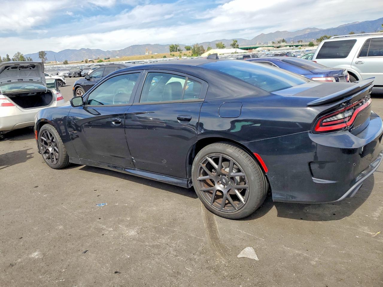 Dodge Charger - zdjęcie 2