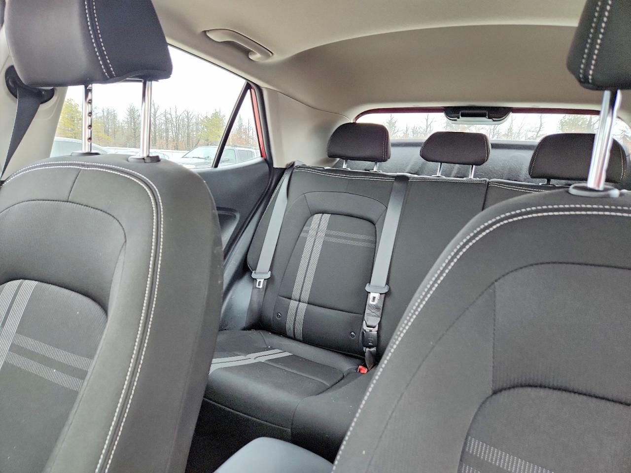 2022 Hyundai Venue Sel - zdjęcie 10