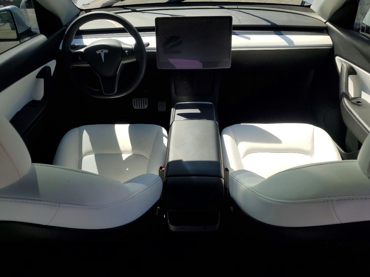 2022 Tesla Model Y - zdjęcie 8