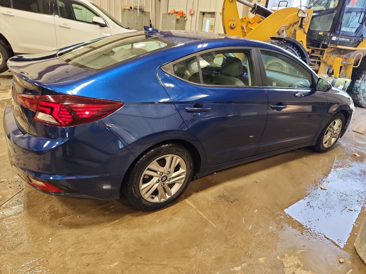 2020 Hyundai Elantra Sel - zdjęcie 3