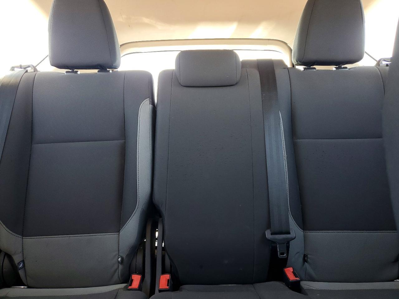 2016 Ford Escape S - zdjęcie 10