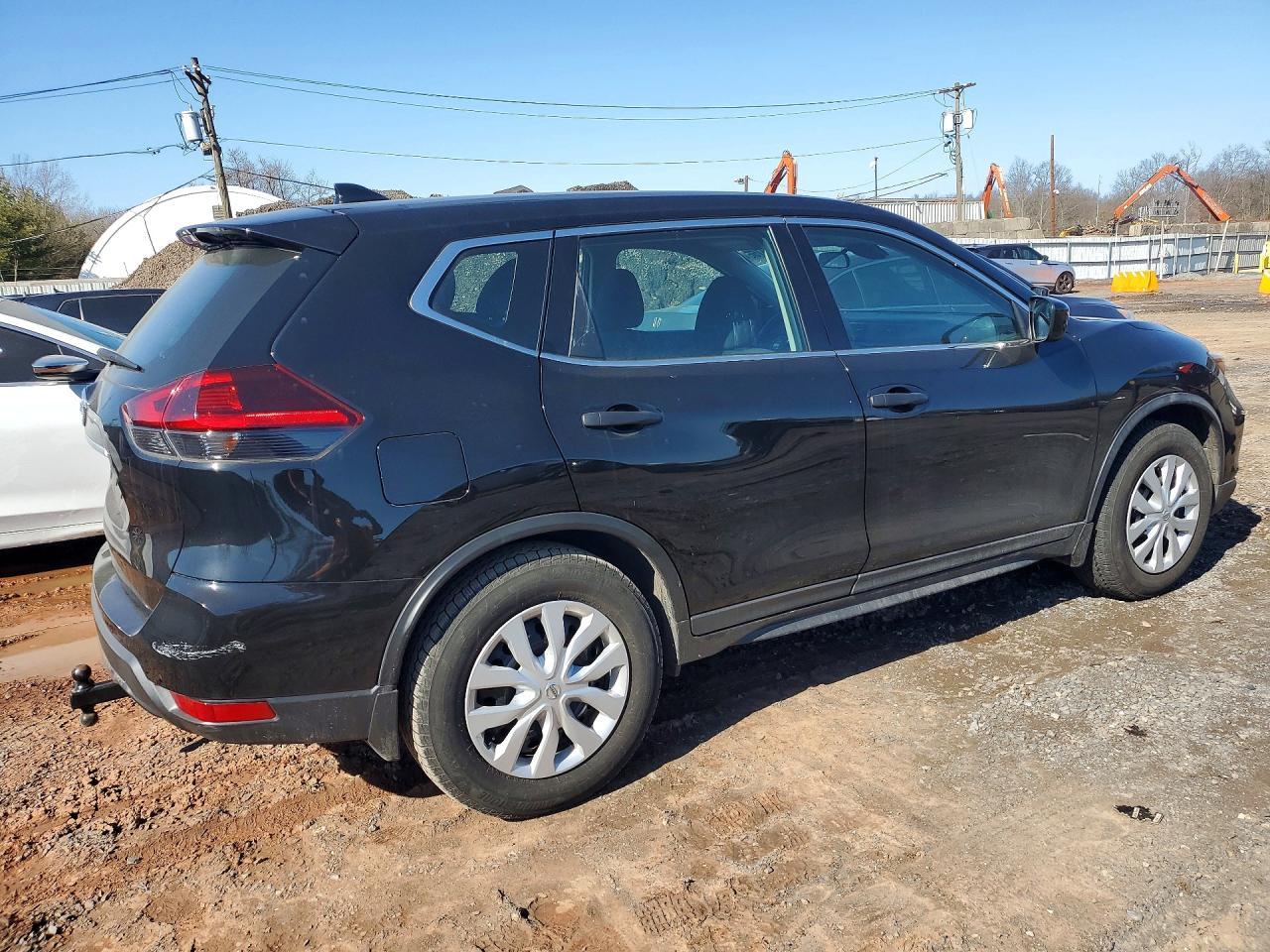 2020 Nissan Rogue S - zdjęcie 3