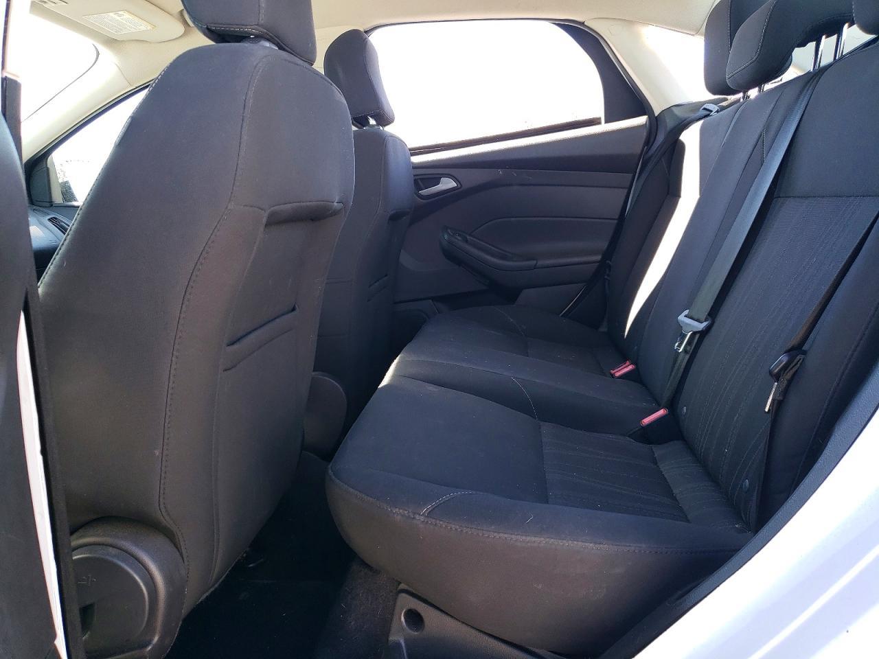 2016 Ford Focus Se - zdjęcie 10