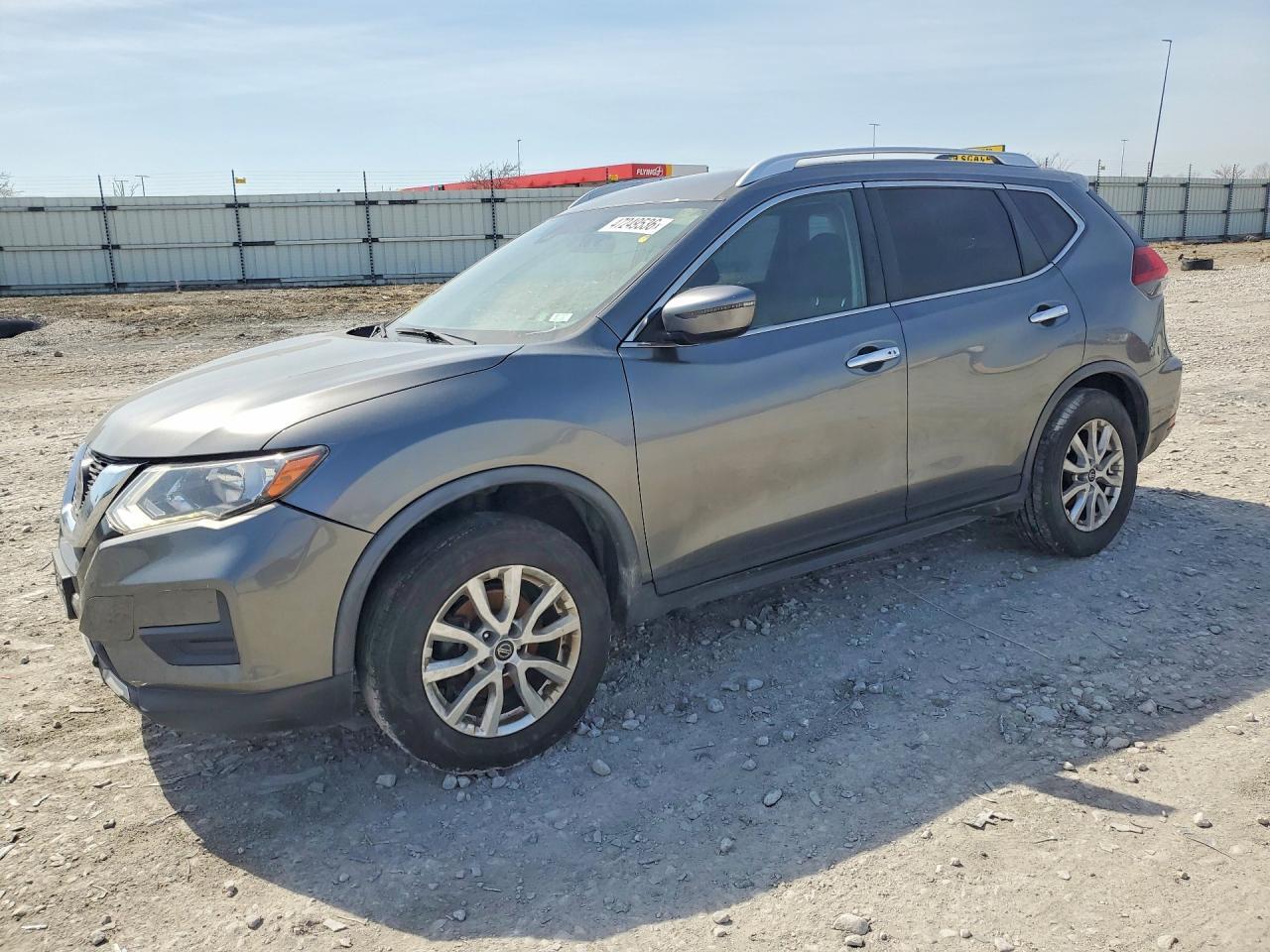 2020 Nissan Rogue Sv - zdjęcie główne