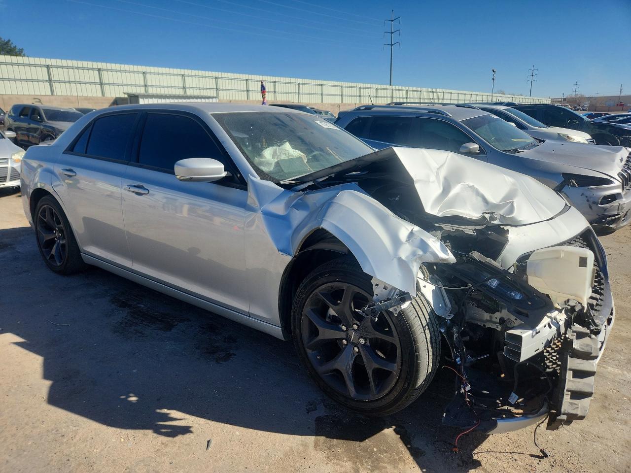 2023 Chrysler 300 S - zdjęcie 4