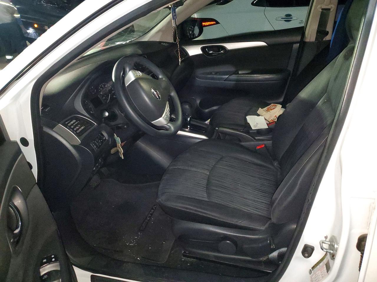 2017 Nissan Sentra S - zdjęcie 7