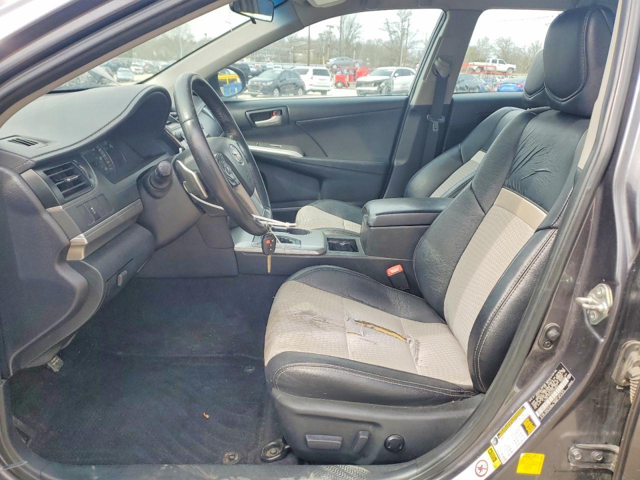 2014 Toyota Camry Se - zdjęcie 7