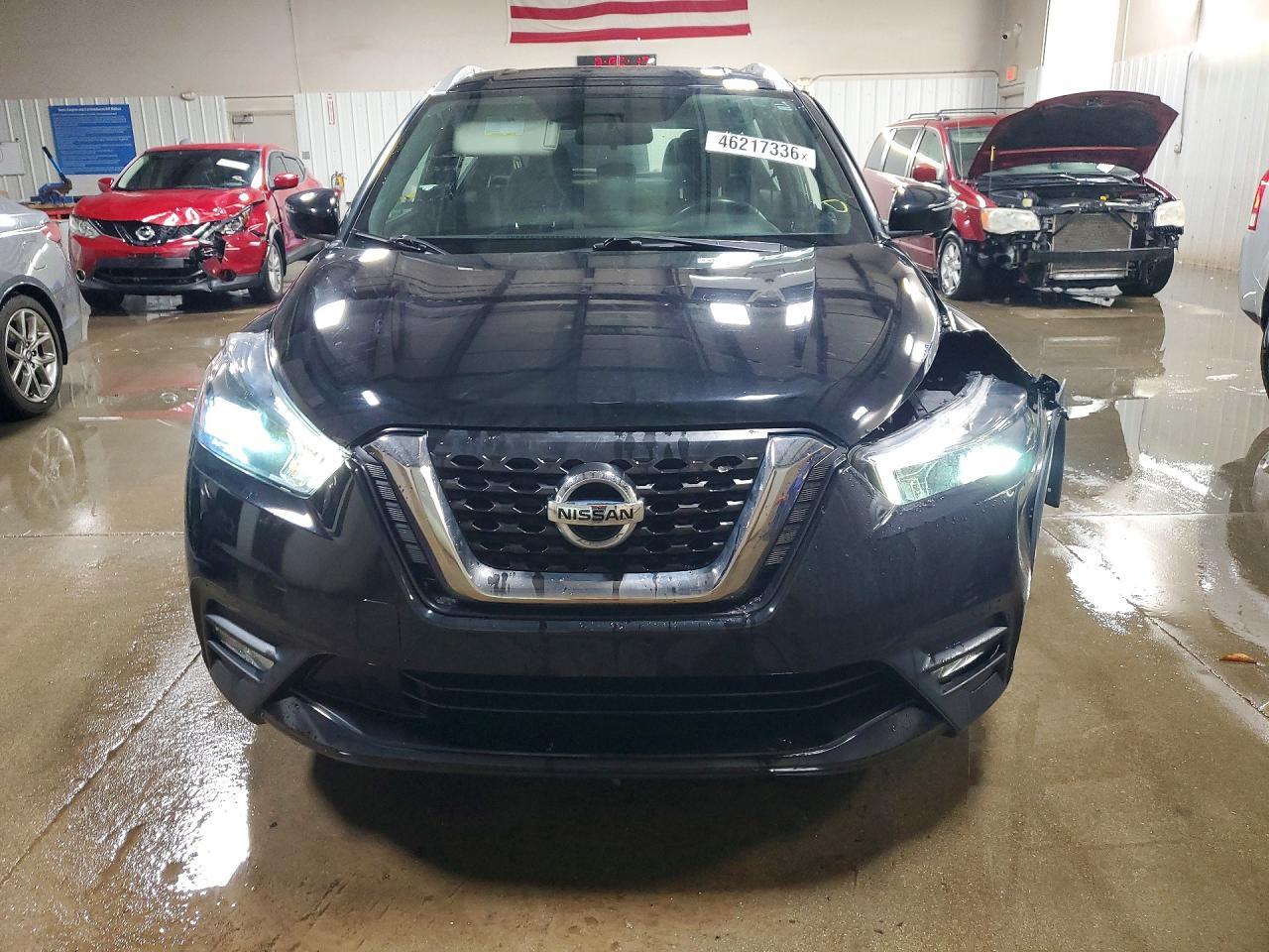 2018 Nissan Kicks Sr - zdjęcie 5