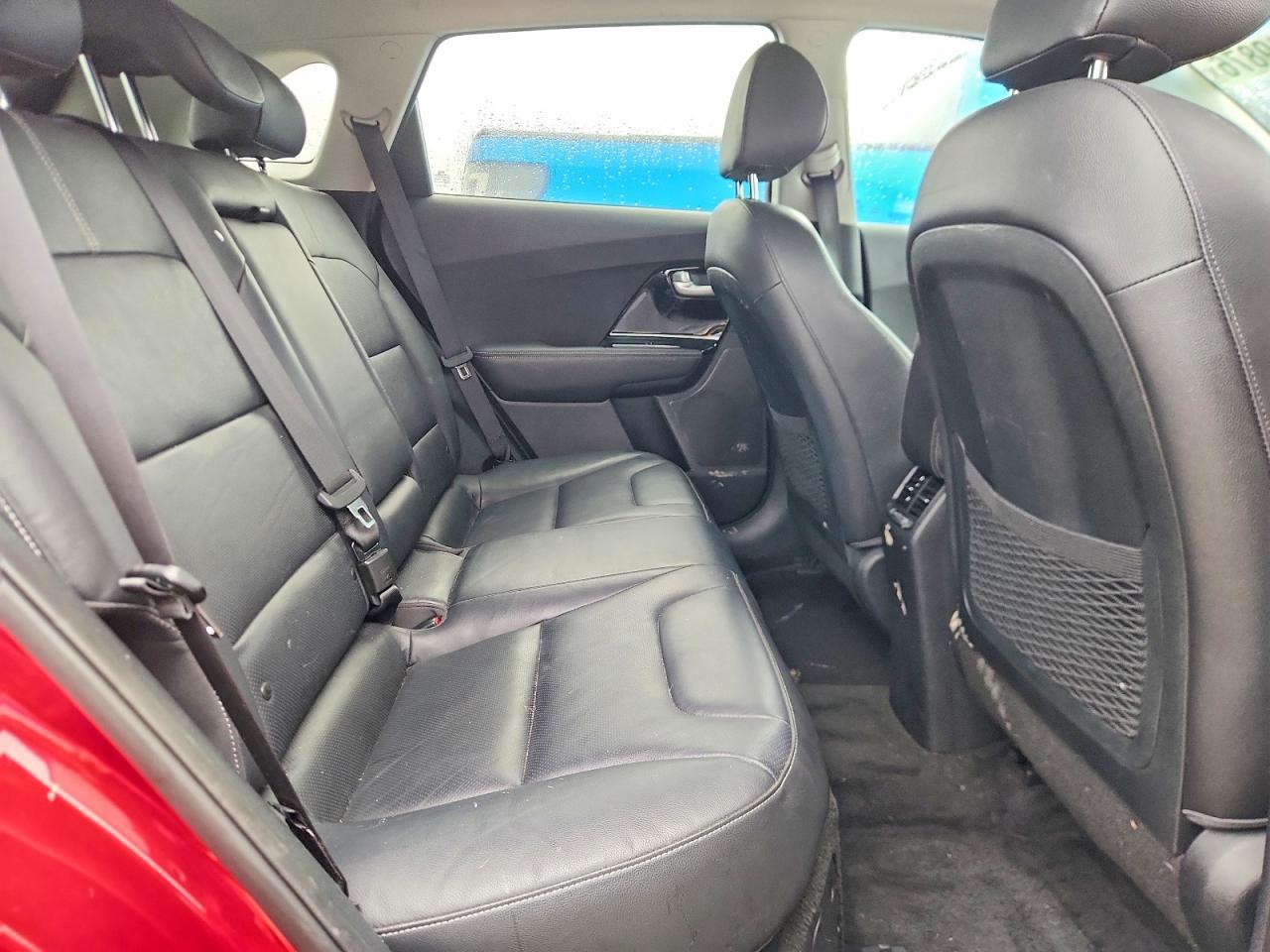 2017 Kia Niro Touring - zdjęcie 10