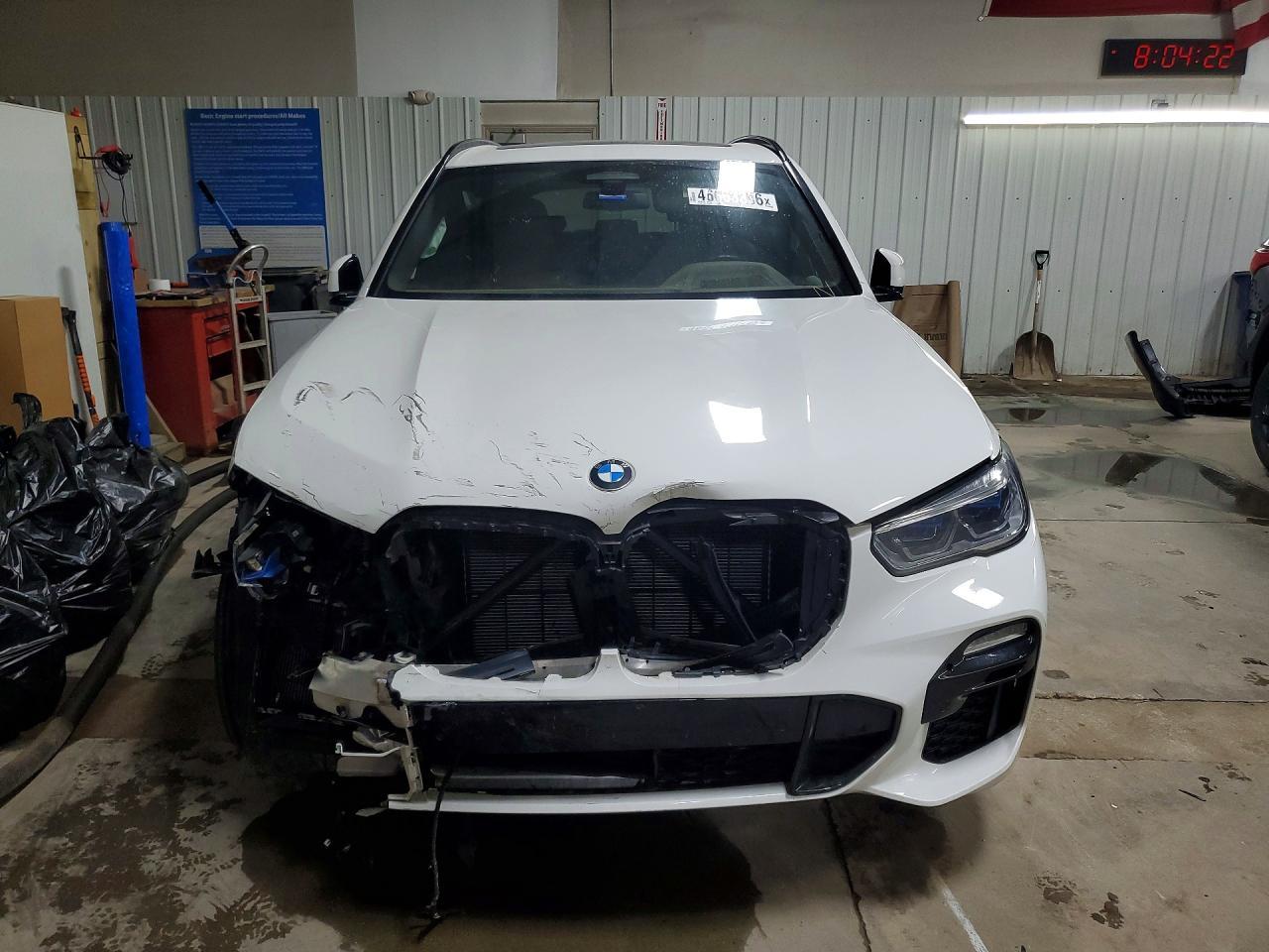2021 BMW X5 xDrive40I - zdjęcie 5