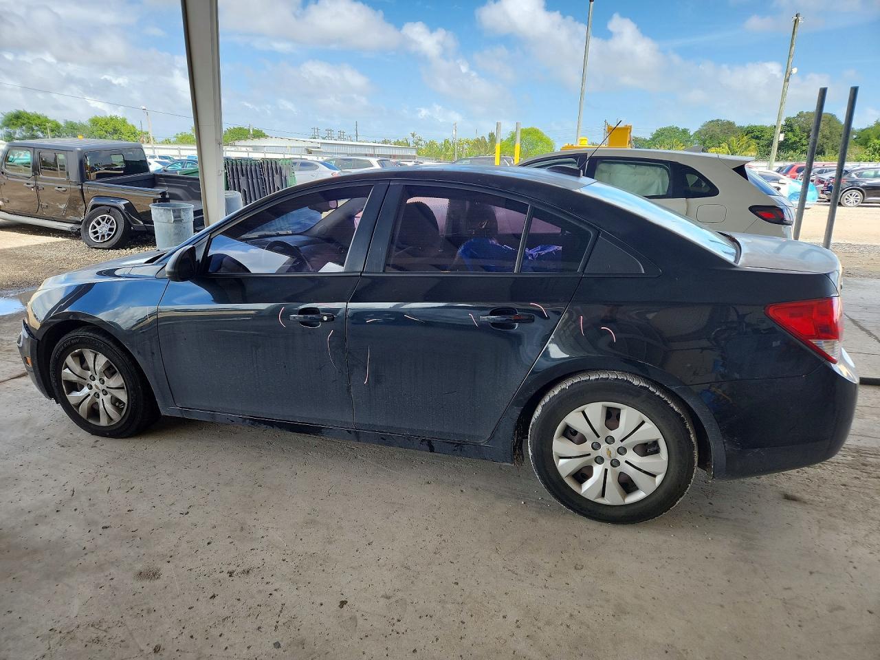 2015 Chevrolet Cruze Ls - zdjęcie 2