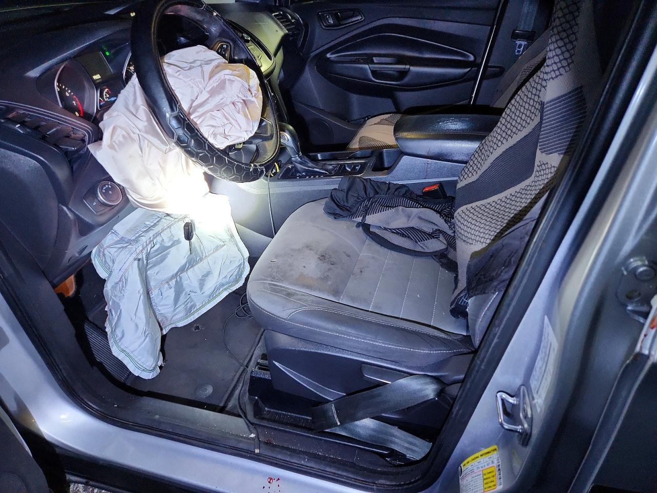 2018 Ford Escape S - zdjęcie 7