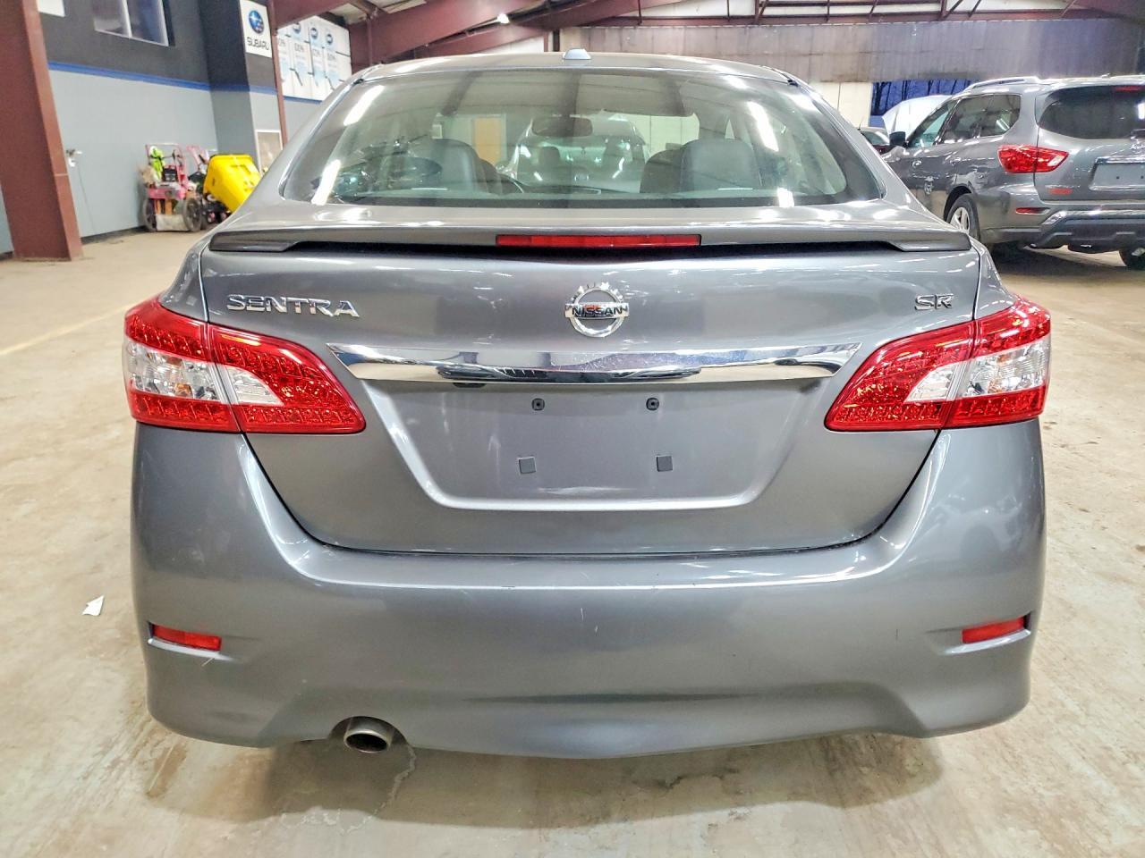 2015 Nissan Sentra Sr - zdjęcie 6